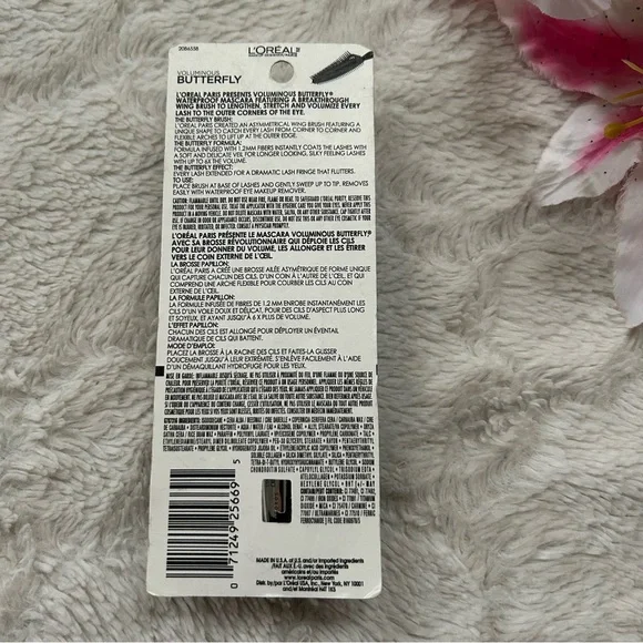 L’Oréal - Voluminous Butterfly Waterproof Mascara, Blackest Black - Picture 2 of 3
